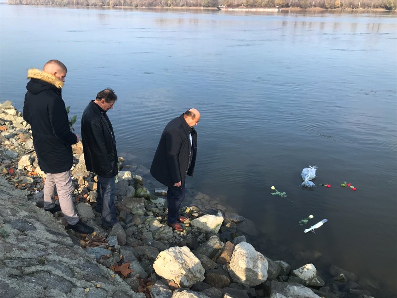počast srpskim civilnim žrtvama rata 1991. godine dunav vukovar srđan kolar